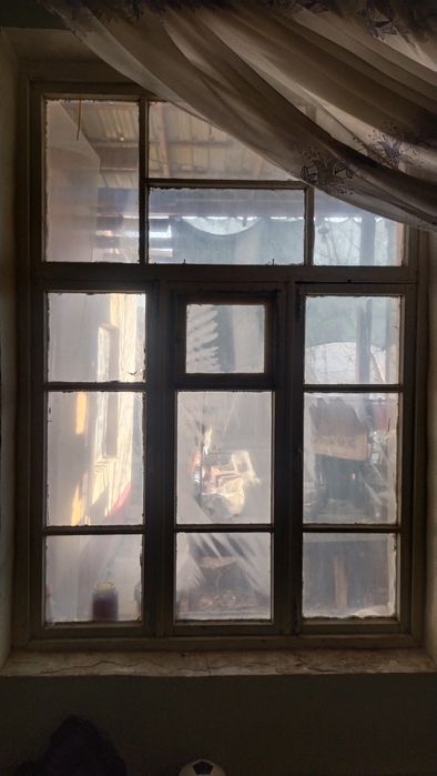 Deraza romlari oynalari bilan