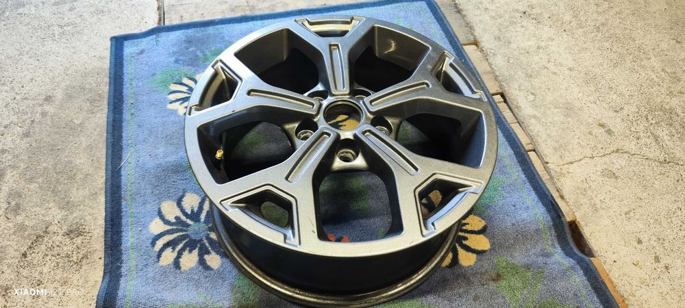 Продам легкосплавный диск 16