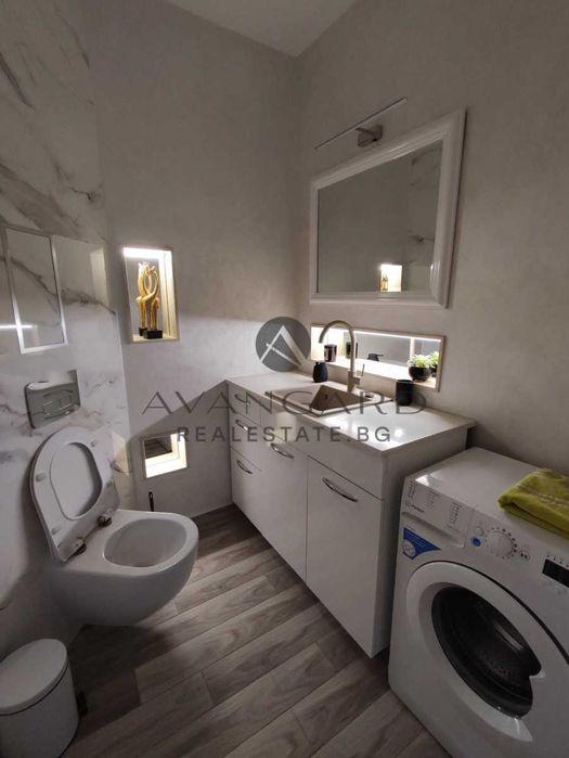 Продава се Двустаен апартамент в Пловдив, Остромила - 67 кв.м за 2344 €/кв.м - Снимка #8