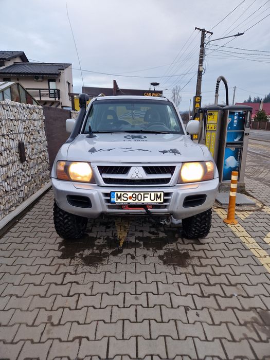 Vând Mitsubishi Pajero 3.2 2003