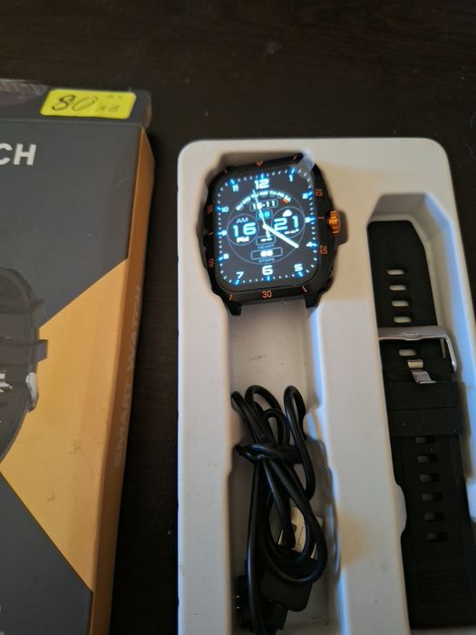 Нов  смарт часовник