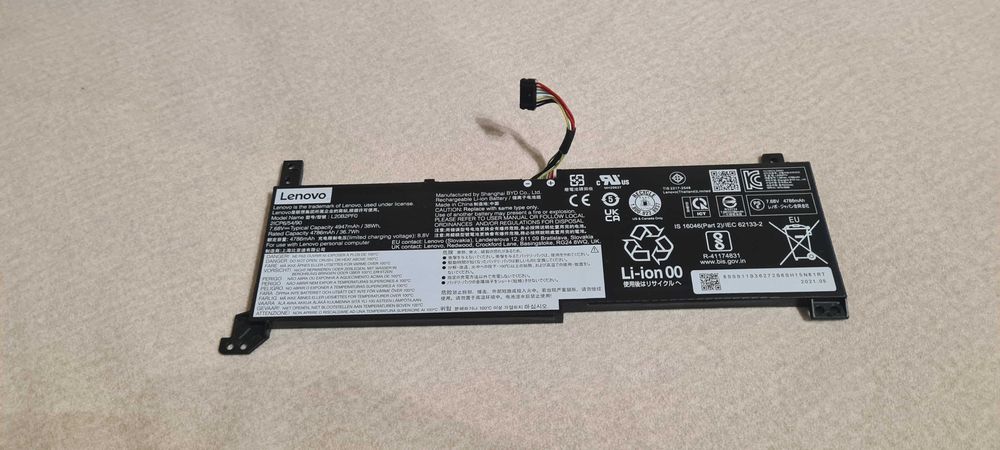 Лаптоп Lenovo IdeaPad 3 - 15ALC6 - за части