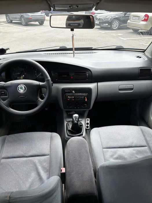 SKODA Octavia 2004 — imagine 5