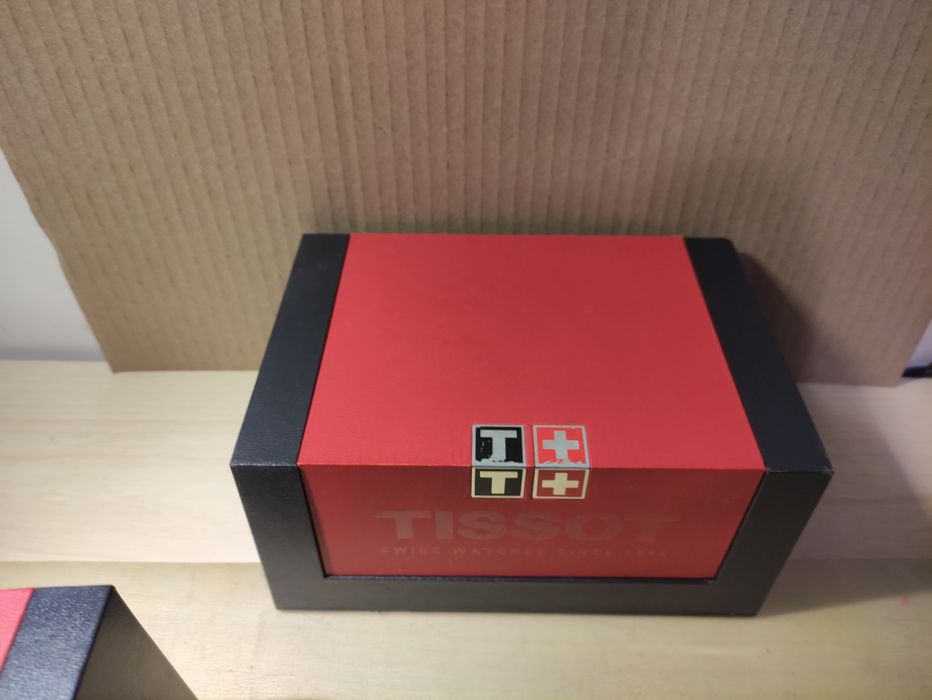 Часы Tissot оригинал с Dubai.