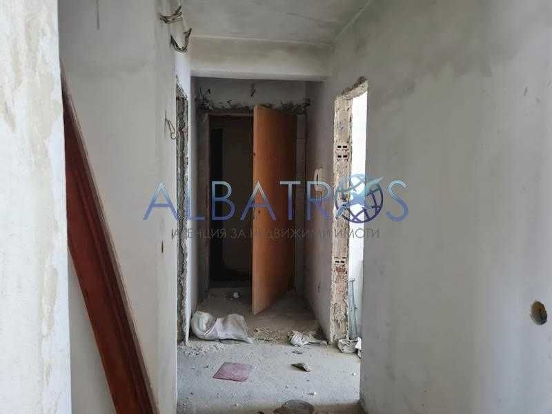 Продава се Двустаен апартамент в Варна, Колхозен пазар - 79 кв.м за 1298 €/кв.м - Снимка #5