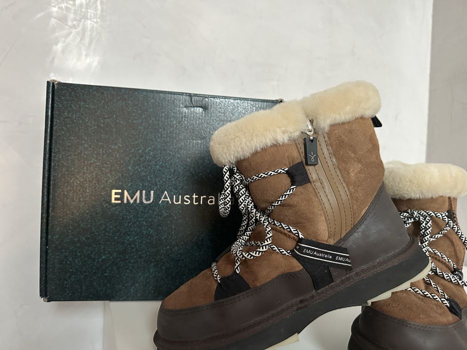 Emu Australia боти, над глезена