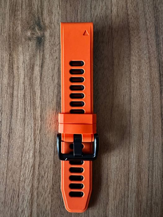 Продавам каишка за Garmin часовници 22мм