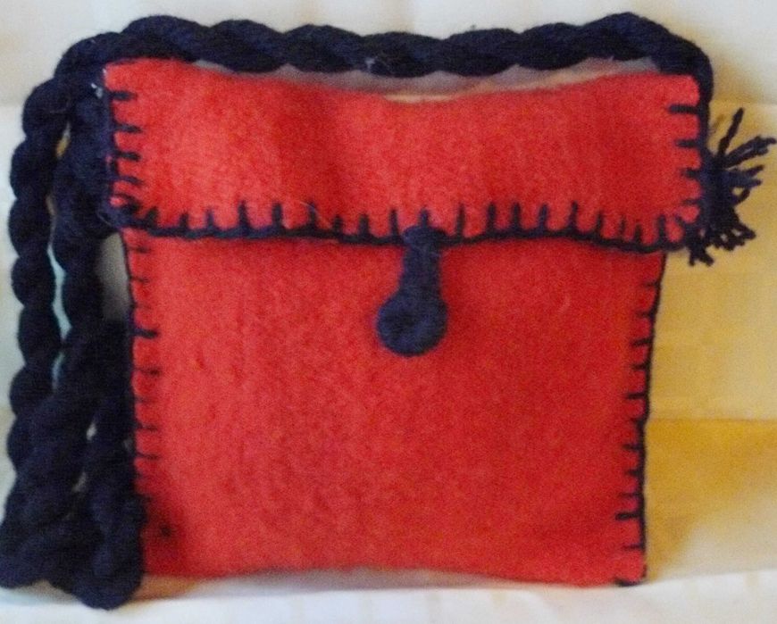 Битови торби /чанти/ от козя и овча вълна за туризъм и фестивали