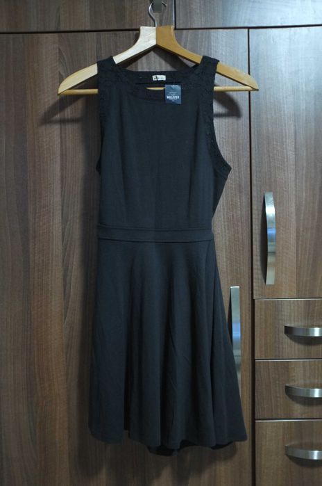 Рокля памук черна, с дантела на гърба и отворена на кръста, нова, М