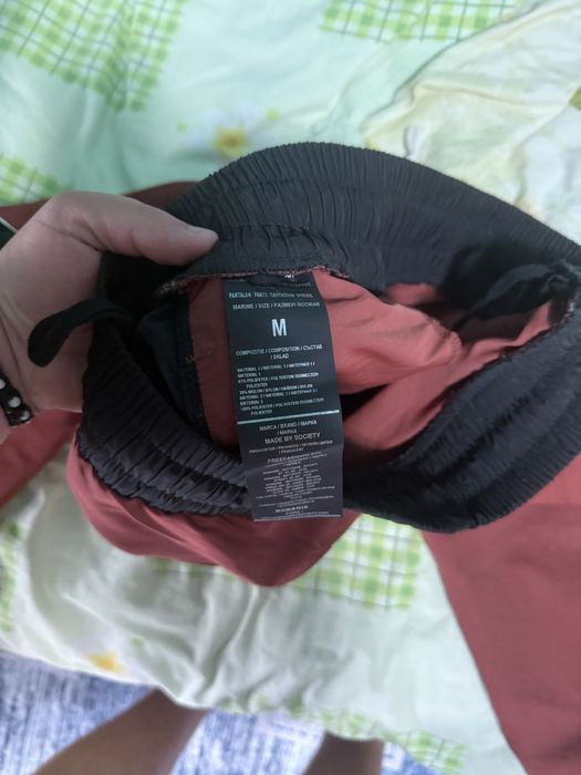 Vand pantaloni made by society