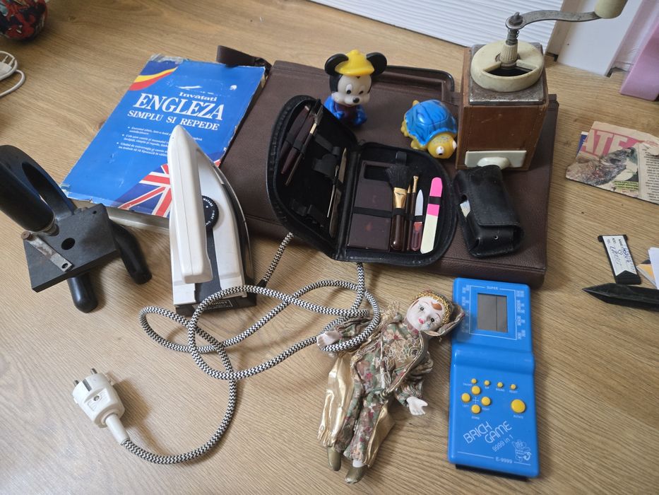 Lot Obiecte vechi de vânzare