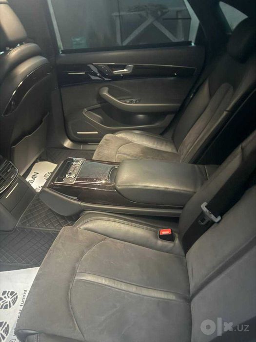 AUDI A8 (D4) 4.2 FSI Long Quattro 2012г.в.