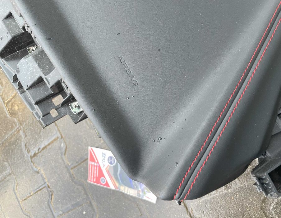 Audi GT E-tron - kit airbag - plansa de bord - centuri de siguranta
