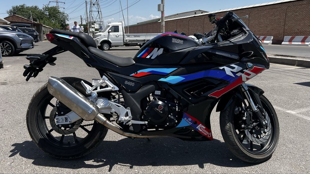 Продается BMW 400. Имеется рассрочка