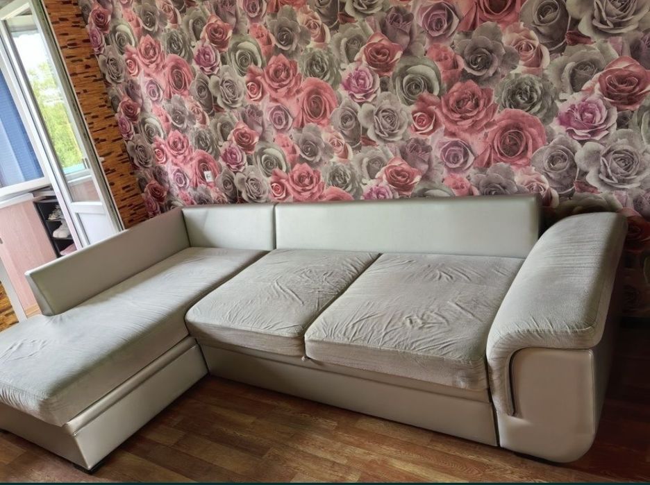 Продам угловой диван
