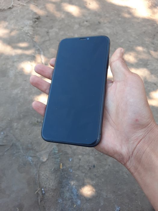Продам iPhone 11 128GB