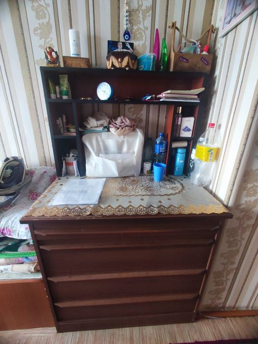 Мебель продаём связи переездом