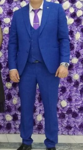 Продается костюм тройка