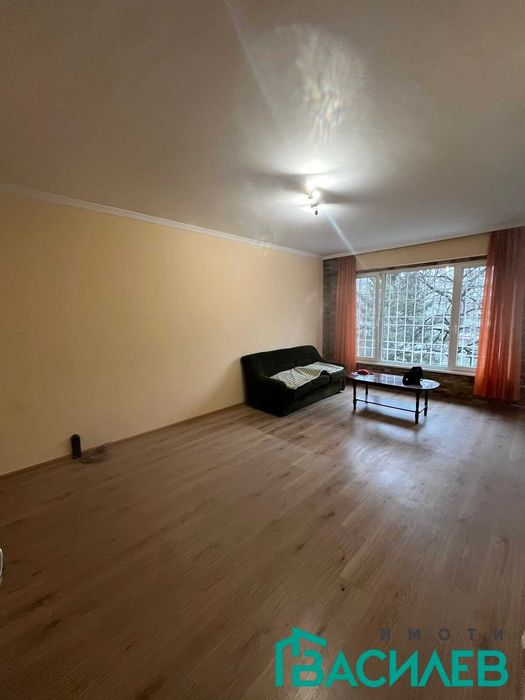 Дава се под наем Едностаен апартамент в София, Център - 43 кв.м за 300 € - Снимка #2