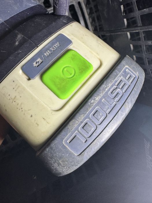 Radio festool BR 10 DAB+ bluetooth cu batetie de 4ah