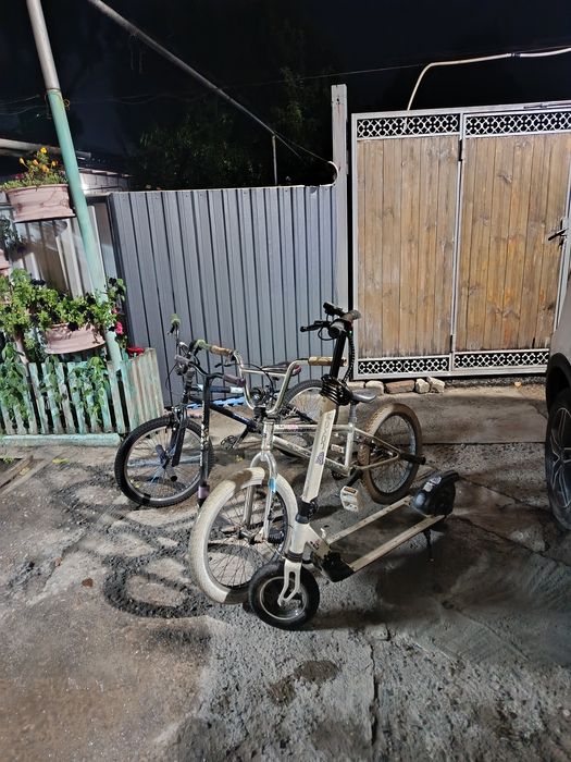 Два BMX один трюковой самокат и элеткро самокат