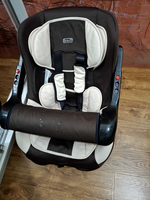Автокресло Bravo