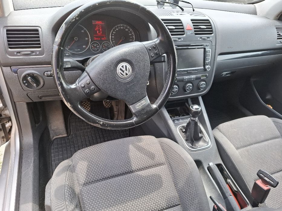 Volkswagen golf 5GT