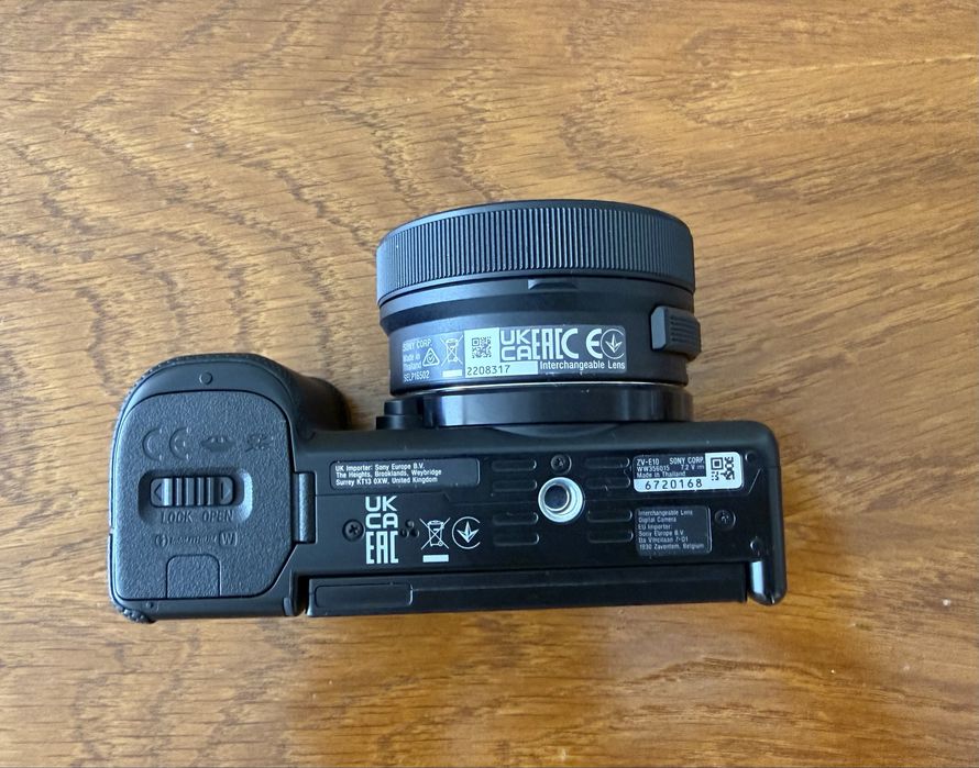 Camera foto avansata Sony ZV E10 stare noua , achizitie 2026