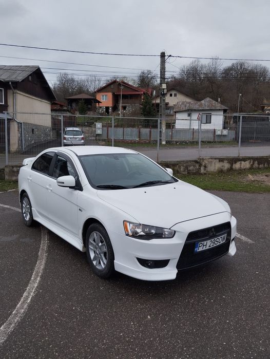 Mitsubishi lancer 2017