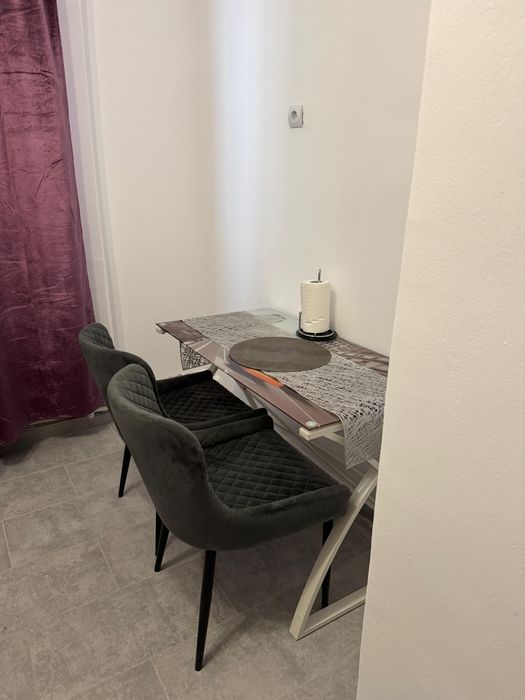 Închiriez apartament Bulevardul Castanilor