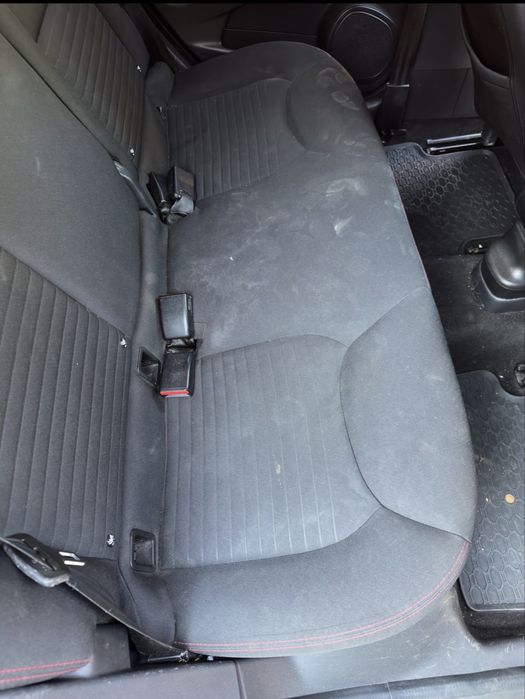 Curatare si Igienizare, Canapele si tapiterie auto