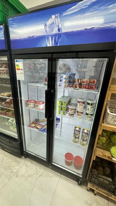 Холодилники для напитков и морозильники