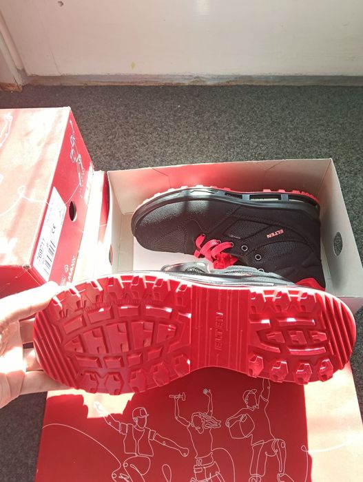 Bocanci noi , perne de aer