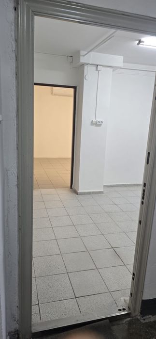 Inchiriez spatiu comercial