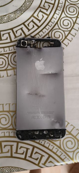 Айфон 5                                         .