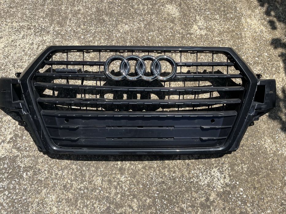 Решетка за Audi Q7 4M S line