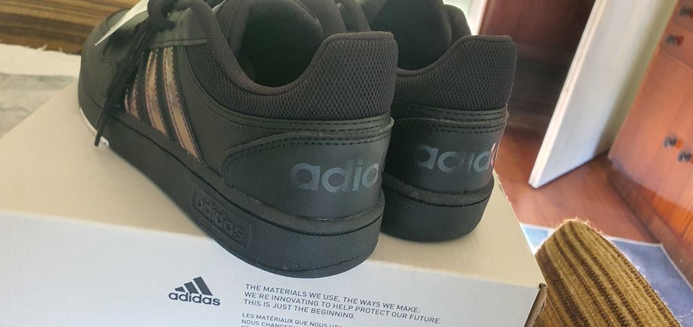 Маратонки adidas дамски номер 38 2/3