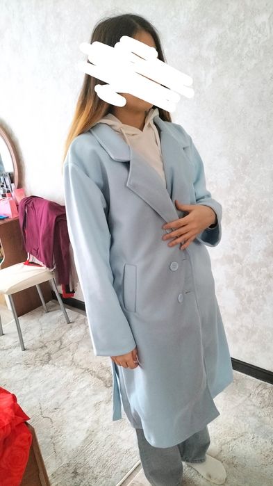 Легкое пальто, весеннее