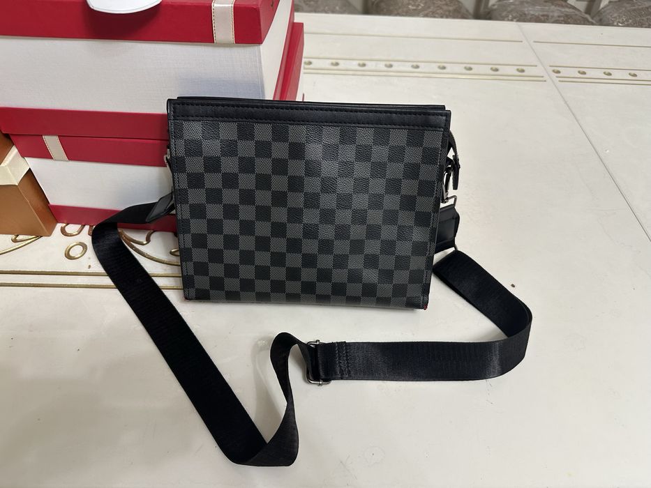 Продаиются барсетки