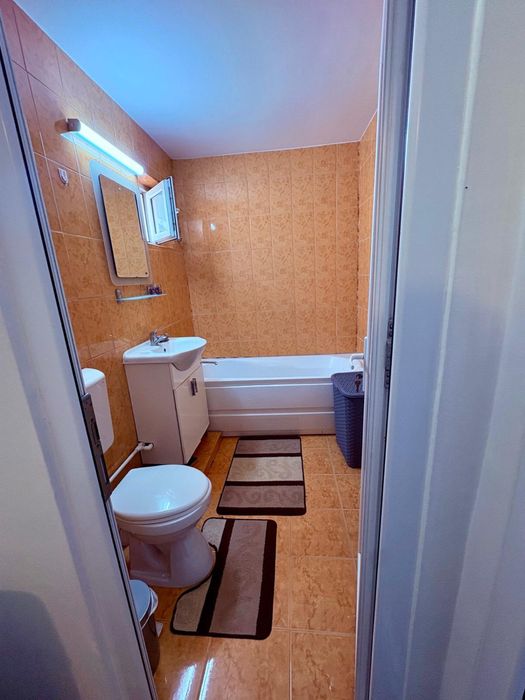 Inchiriez apartament 2 camere!