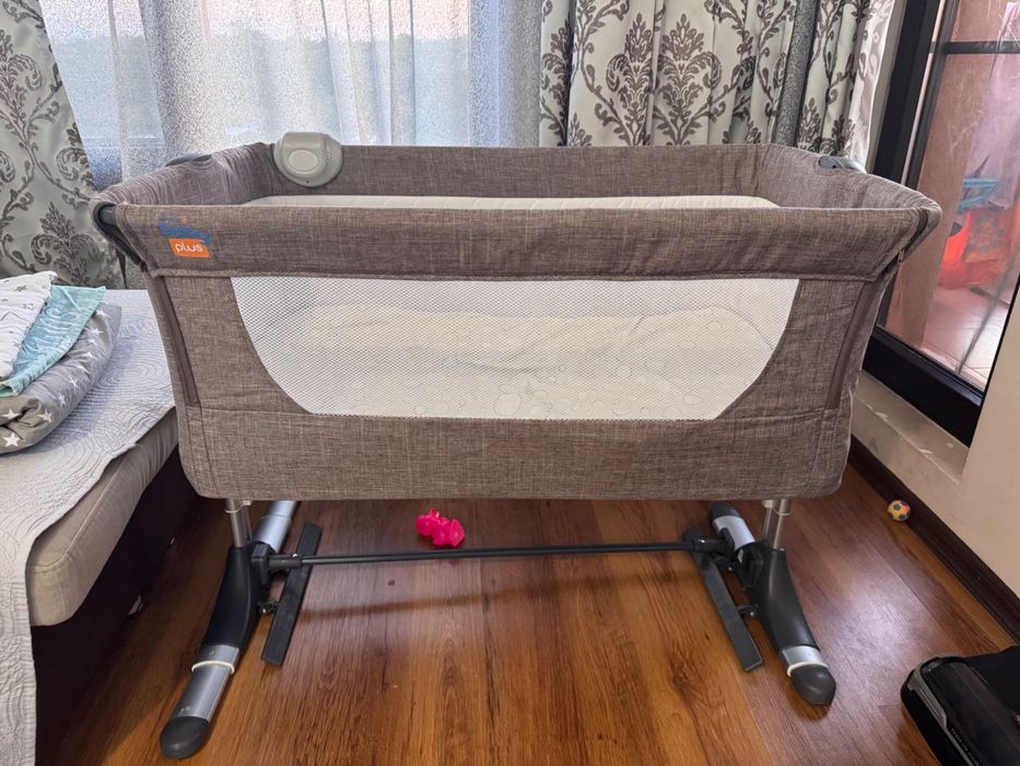 Кошара next to me