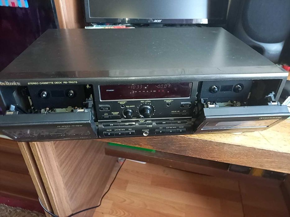 Продам деку Technics 575