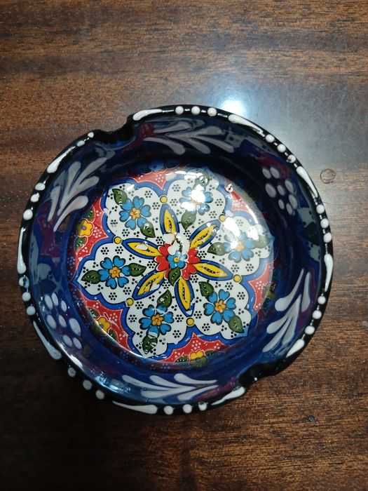 Пепелник  за  цигари