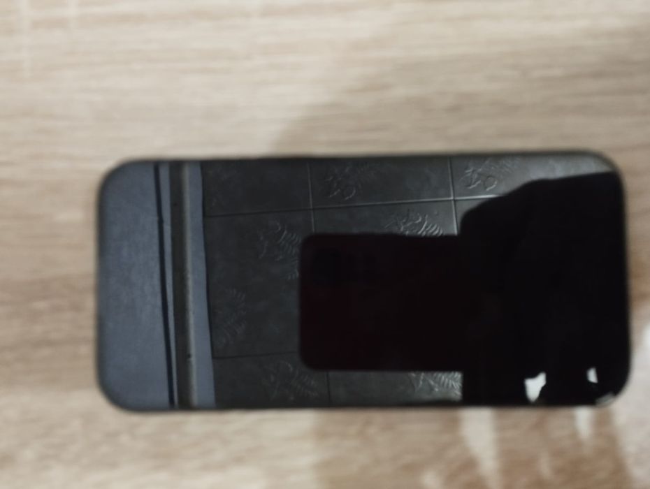Продам iPhone 15