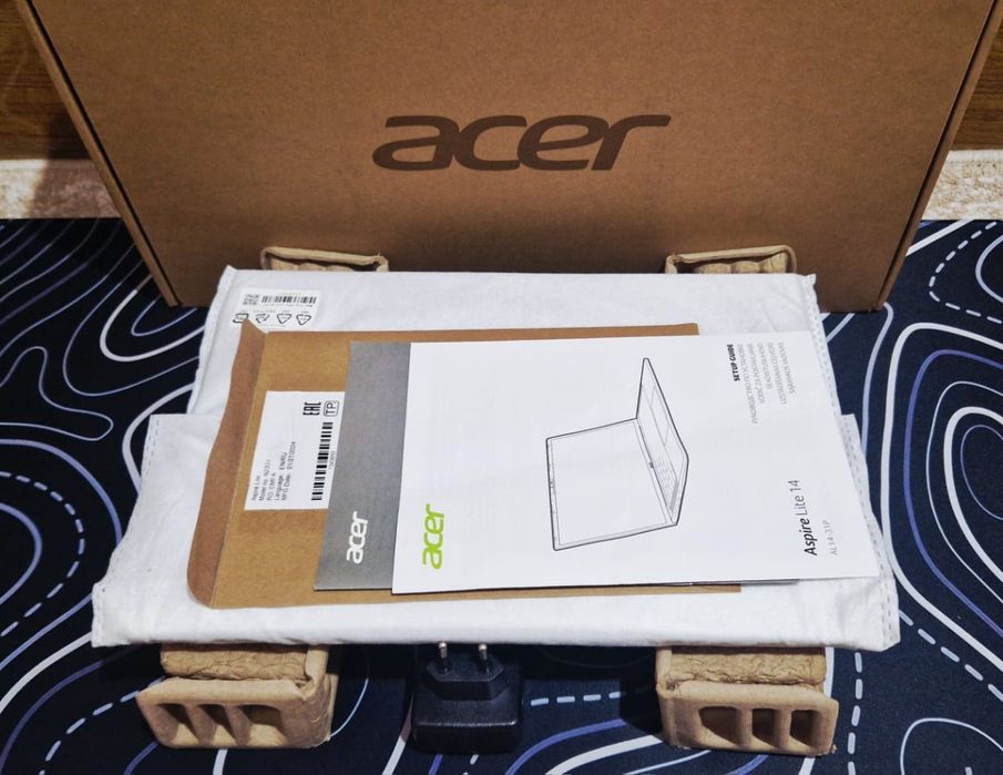 Acer Lite 14 N ssd256,ozu8, 2024-25!