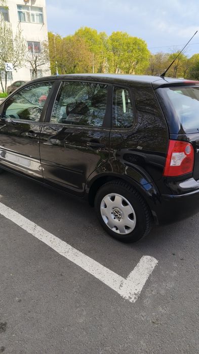 Mașina Volkswagen polo