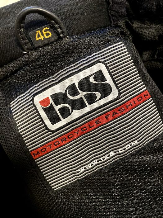 Costum moto piele IXS marimea XS-S