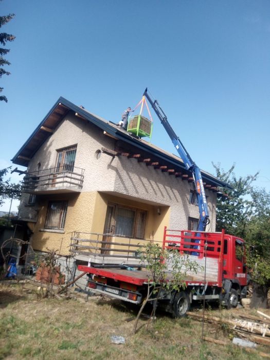 Превозни услуги от камион с кран