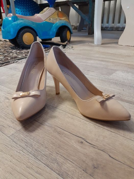 Продам туфли 38р