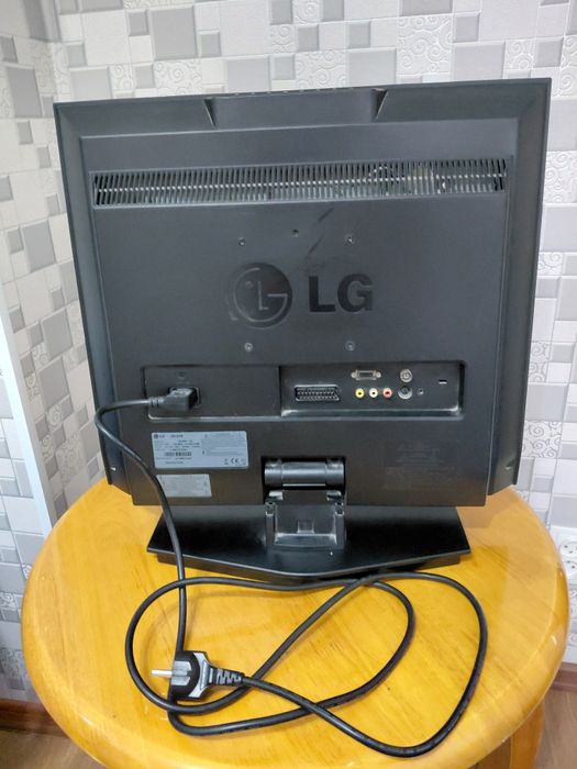 Телевизор LG Flatron